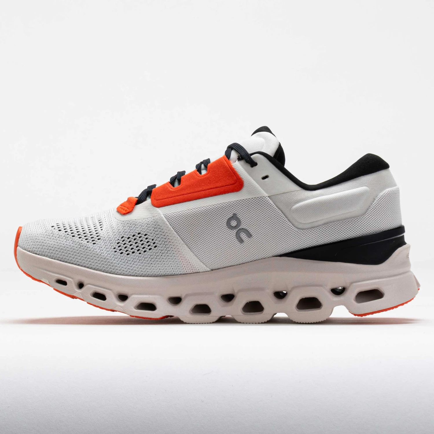 On Running On Cloudstratus 3 Women's White/Sand 2 On Running On Cloudstratus 3 Women's White/Sand - Image 2