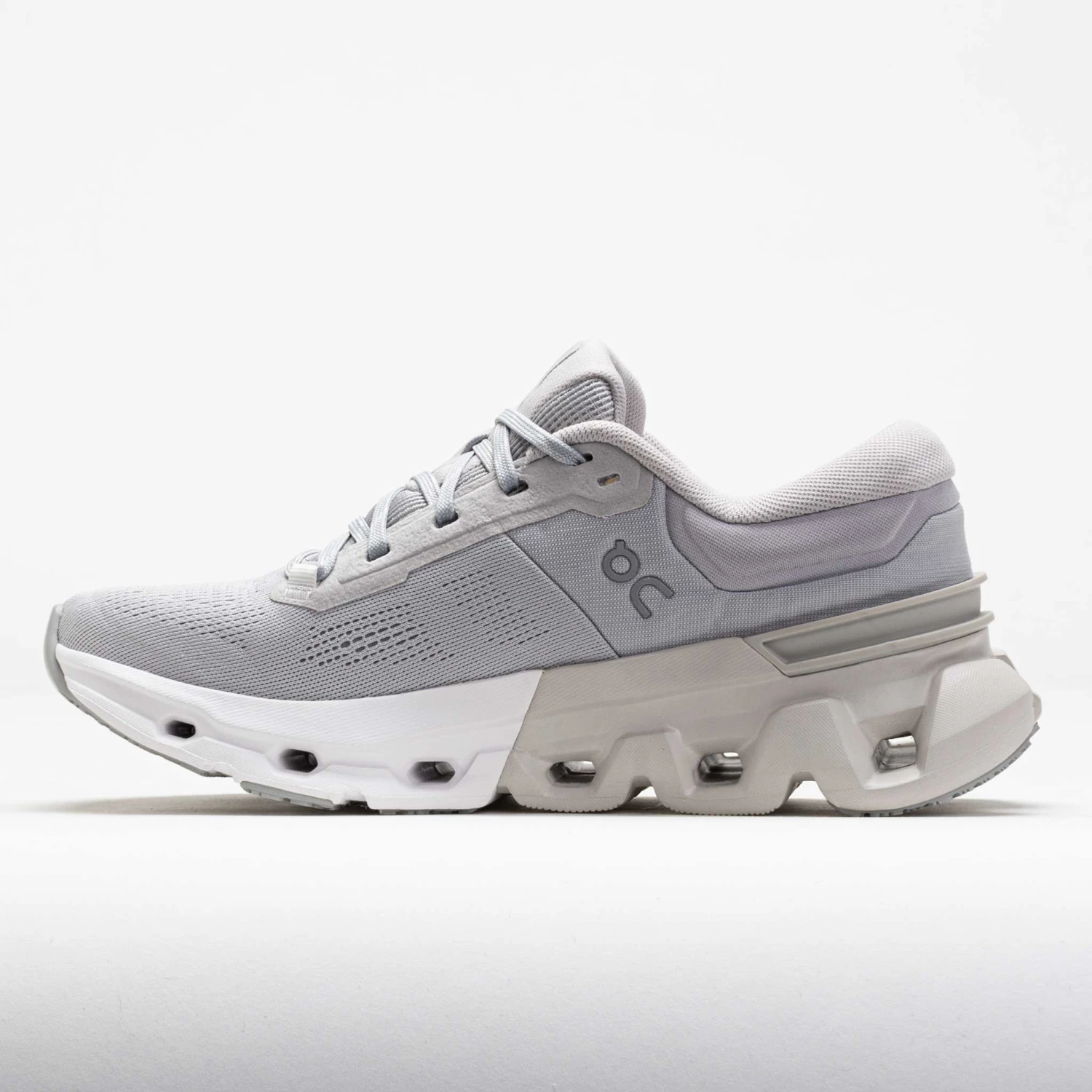 On Running On Cloudflyer 5 Women's Glacier/Wolf 2 On Running On Cloudflyer 5 Women's Glacier/Wolf - Image 2