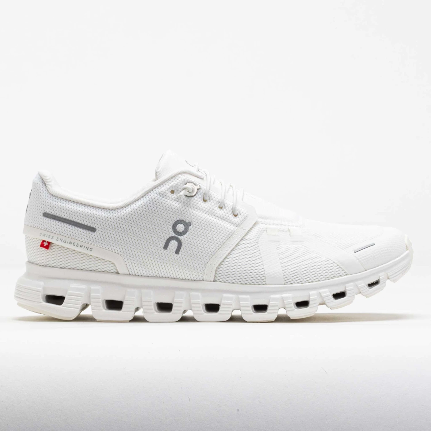 On Running On Cloud 6 Women's White/White 1 On Running On Cloud 6 Women's White/White