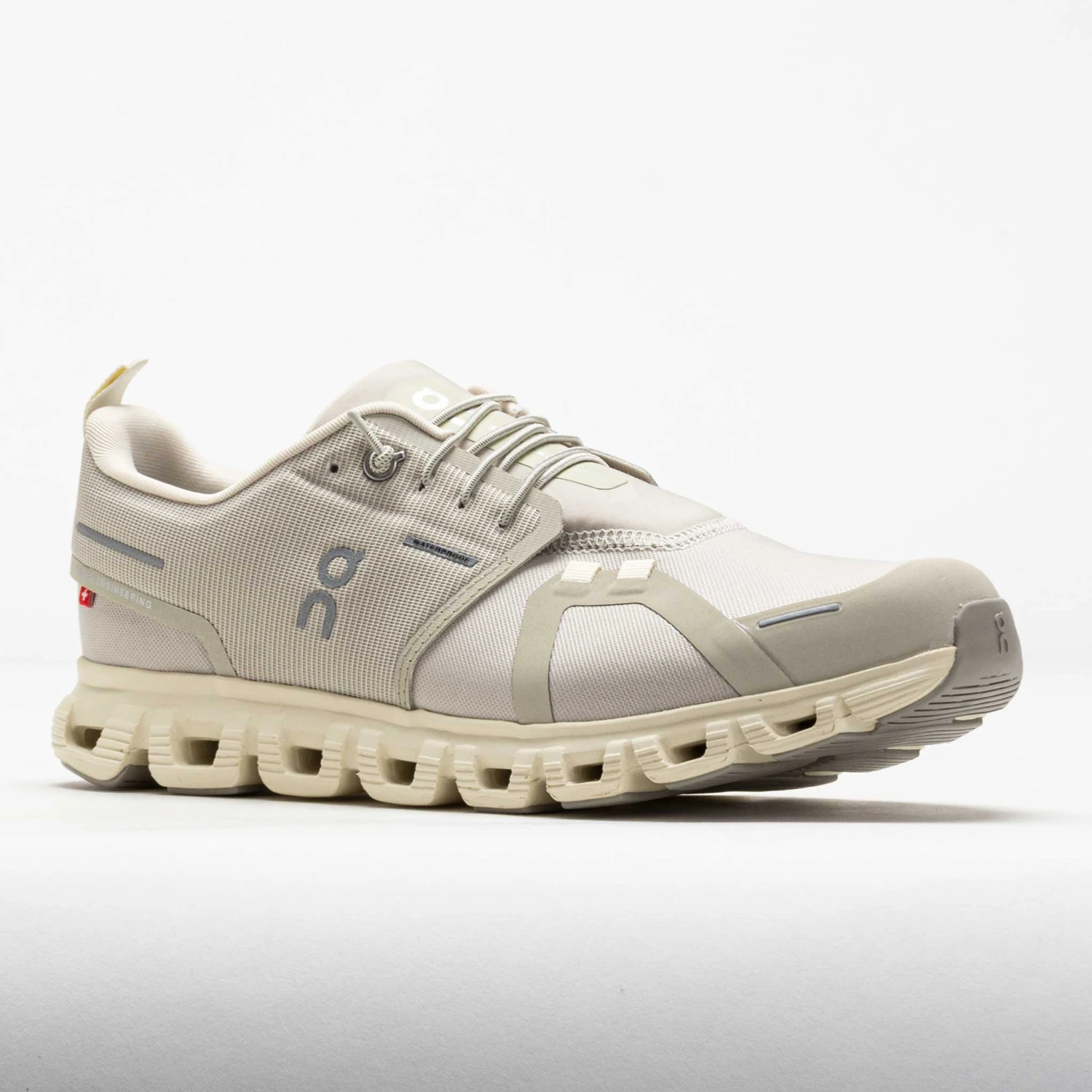 On Running On Cloud 6 Waterproof Men's Pelican/Ghost 5 On Running On Cloud 6 Waterproof Men's Pelican/Ghost - Image 5