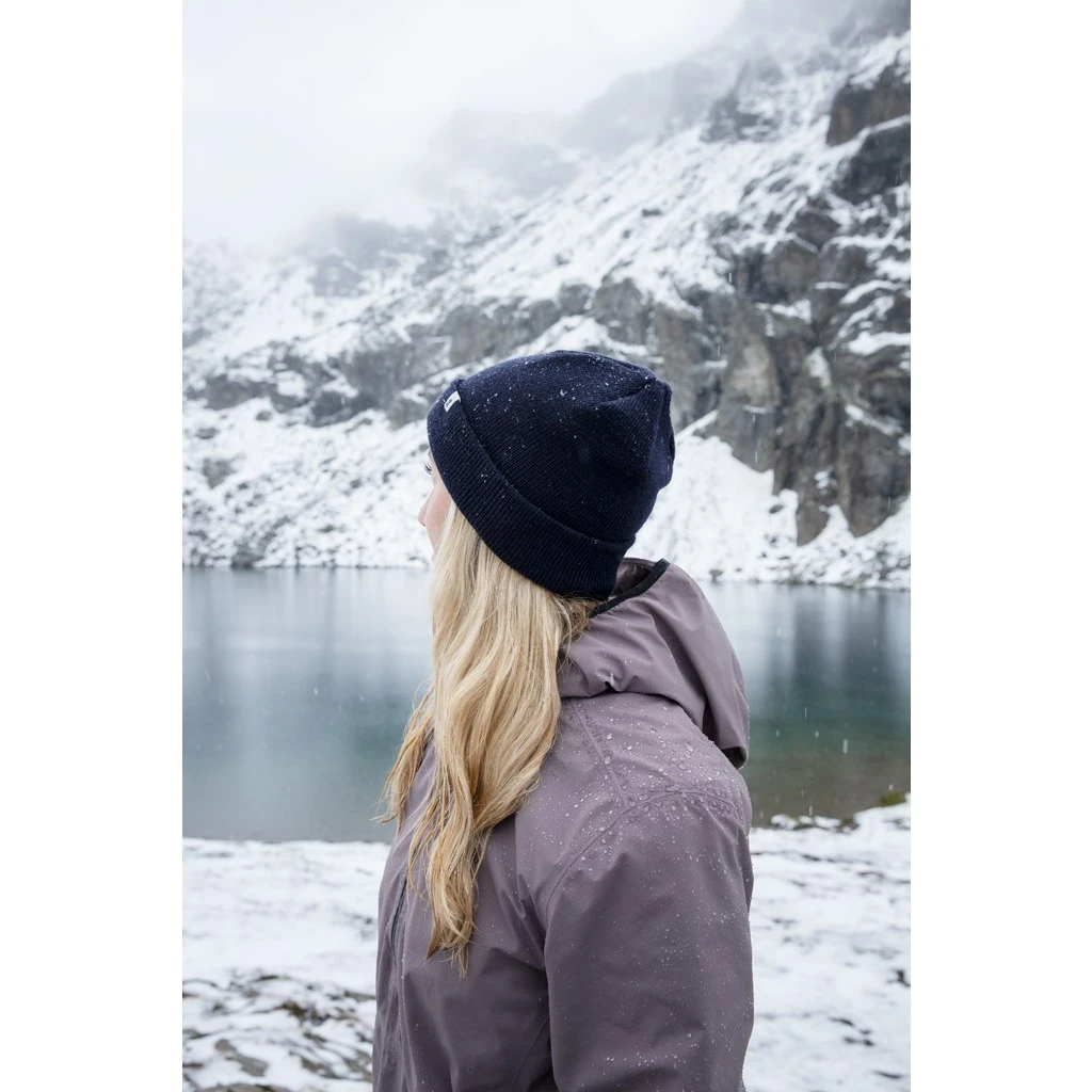 On Running On Merino Beanie - Navy 2 On Running On Merino Beanie - Navy - Image 2