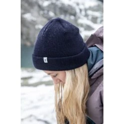 On Running On Merino Beanie - Navy 9 On Running On Merino Beanie - Navy -On Running Shop 350180 03 d 748129