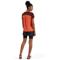 On Running On Active Shorts Women - Black 11 On Running On Active Shorts Women - Black -On Running Shop on active shorts women black 4 1046310