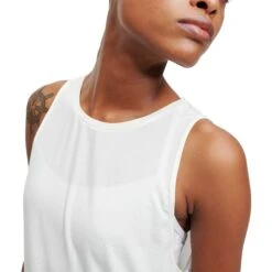 On Running On Active Tank Women Running Shirt - White 9 On Running On Active Tank Women Running Shirt - White -On Running Shop on active tank women running shirt white 6 1149747
