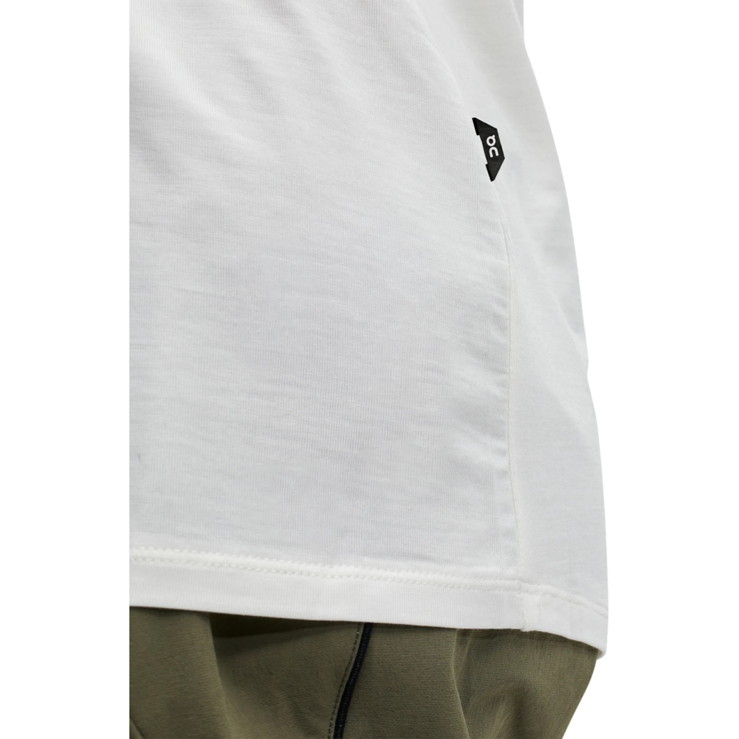 On Running On Active Tank Women Running Shirt - White 6 On Running On Active Tank Women Running Shirt - White - Image 6