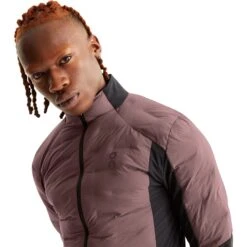 On Running On Climate Jacket Men - Grape & Black 11 On Running On Climate Jacket Men - Grape & Black -On Running Shop on climate jacket men grape black 5 1566954