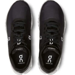 On Running On Cloudflow 4 Women Running Shoe - Black & White 9 On Running On Cloudflow 4 Women Running Shoe - Black & White -On Running Shop on cloudflow 4 running shoe women black white 3 1567173