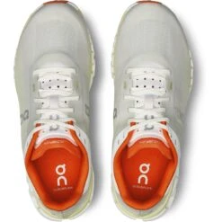 On Running On Cloudflow 4 Women Running Shoe - White & Hay 12 On Running On Cloudflow 4 Women Running Shoe - White & Hay -On Running Shop on cloudflow 4 running shoe women white hay 7 1567212