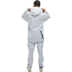 On Running On Explorer Jacket Women - Hail 11 On Running On Explorer Jacket Women - Hail -On Running Shop on explorer women jacket hail 4 1150436