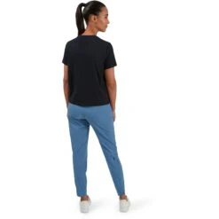 On Running On Graphic-T Women T-Shirt - Black 10 On Running On Graphic-T Women T-Shirt - Black -On Running Shop on graphic t women t shirt black 4 1057122