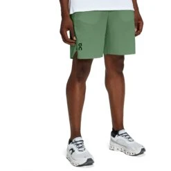 On Running On Hybrid Shorts Men - Ivy