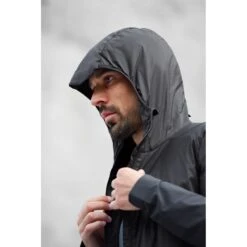 On Running On Insulator Jacket - Black & Navy 24 On Running On Insulator Jacket - Black & Navy -On Running Shop on insulator jacket black navy 12 949980