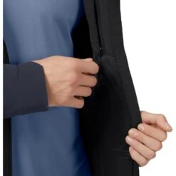 On Running On Insulator Jacket - Black & Navy 21 On Running On Insulator Jacket - Black & Navy -On Running Shop on insulator jacket black navy 9 949977