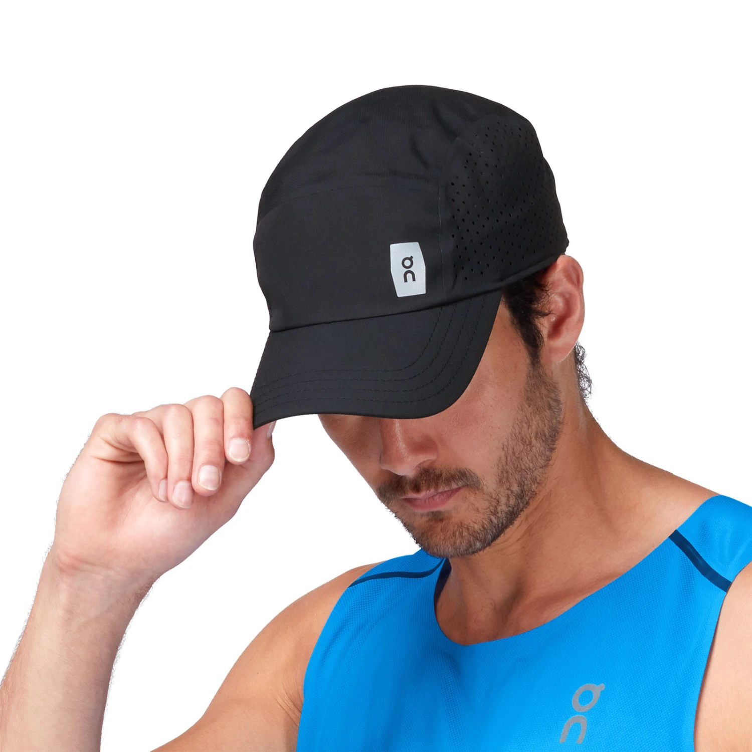 On Running On Lightweight Cap - Black 2 On Running On Lightweight Cap - Black - Image 2