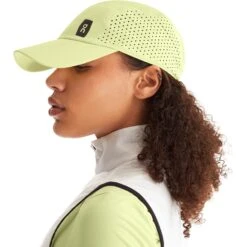 On Running On Lightweight Cap - Hay 10 On Running On Lightweight Cap - Hay -On Running Shop on lightweight cap hay 3 1531664