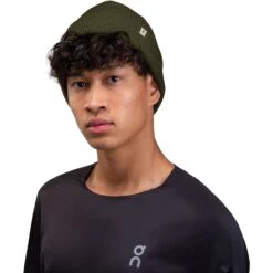 On Running On Merino Beanie - Olive 8 On Running On Merino Beanie - Olive -On Running Shop on merino beanie olive 11 1555626