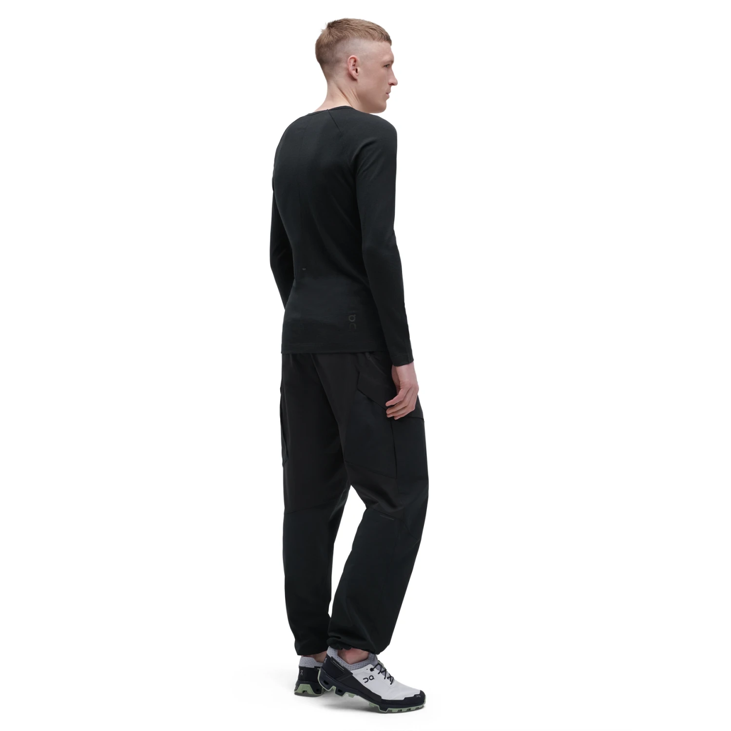 On Running On Merino Long-T - Black 2 On Running On Merino Long-T - Black - Image 2
