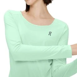 On Running On Performance Long-T Running Shirt Women - Creek 10 On Running On Performance Long-T Running Shirt Women - Creek -On Running Shop on performance long t women running shirt creek 4 1427124