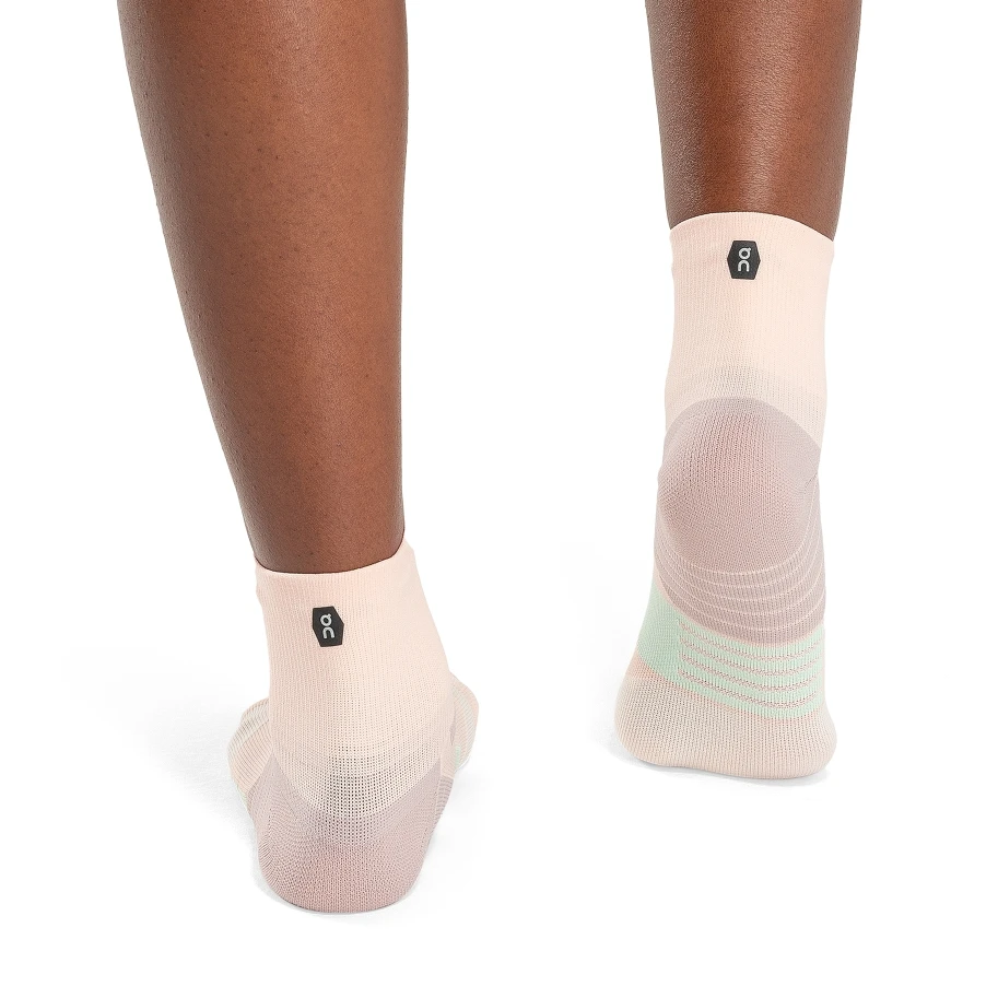 On Running On Performance Mid Sock Women - Doe & Creek 3 On Running On Performance Mid Sock Women - Doe & Creek - Image 3