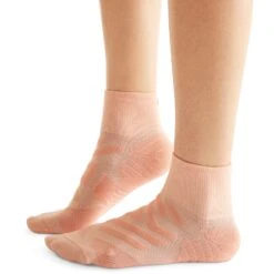 On Running On Performance Mid Sock Women - Rose & Flamingo -On Running Shop on performance mid sock women rose flamingo 2 1531782