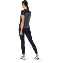 On Running On Performance-T Women Running Shirt - Black & Dark 9 On Running On Performance-T Women Running Shirt - Black & Dark -On Running Shop on performance t women running shirt black dark 4 948917