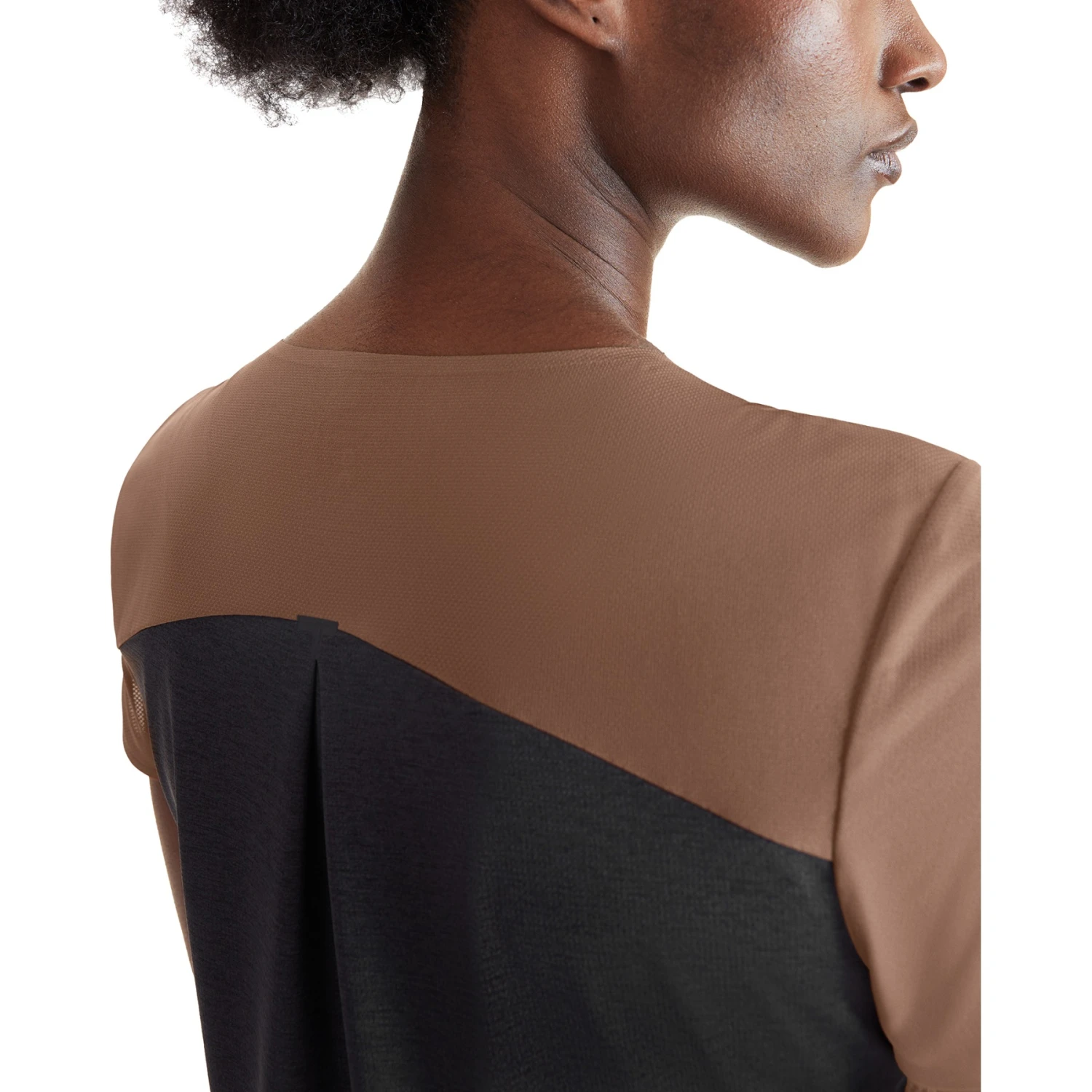 On Running On Performance-T Women Running Shirt - Cocoa & Black 5 On Running On Performance-T Women Running Shirt - Cocoa & Black - Image 5