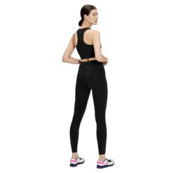 On Running On Performance Tights Women - Black 9 On Running On Performance Tights Women - Black -On Running Shop on performance tights women black 3 1430879