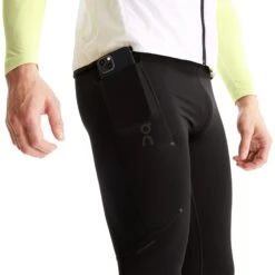 On Running On Performance Winter Tights Men - Black 12 On Running On Performance Winter Tights Men - Black -On Running Shop on performance winter tights men black 6 1567005