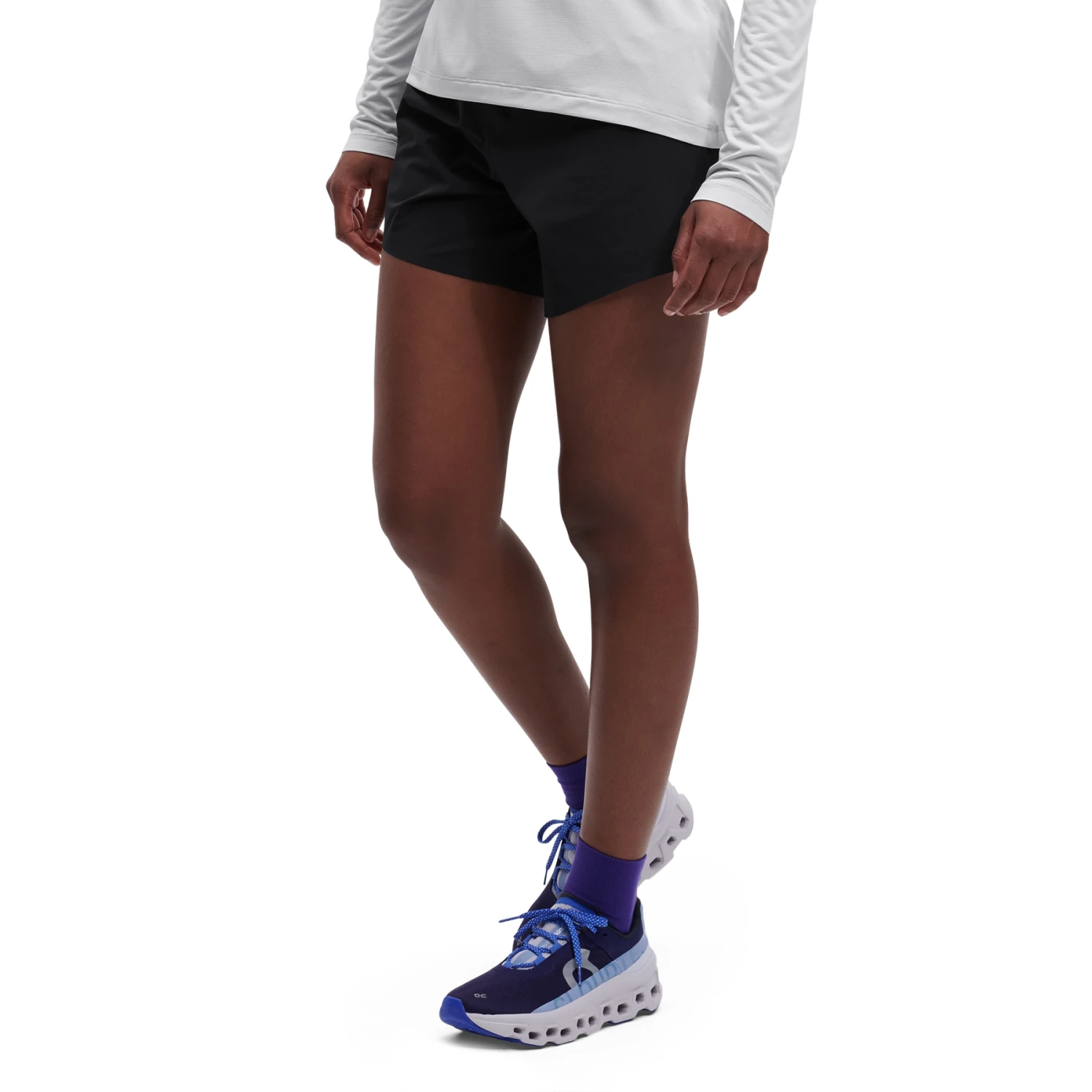 On Running On 5 Inch Running Shorts Women - Black 2 On Running On 5 Inch Running Shorts Women - Black - Image 2