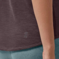 On Running On Active-T Flow Women T-Shirt - Pebble 10 On Running On Active-T Flow Women T-Shirt - Pebble -On Running Shop on running active t flow women t shirt pebble 06 858446