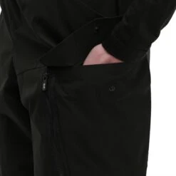 On Running On Explorer Shorts - Black 14 On Running On Explorer Shorts - Black -On Running Shop on running explorer shorts black 6 1278443