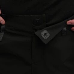 On Running On Explorer Shorts - Black 16 On Running On Explorer Shorts - Black -On Running Shop on running explorer shorts black 8 1278445