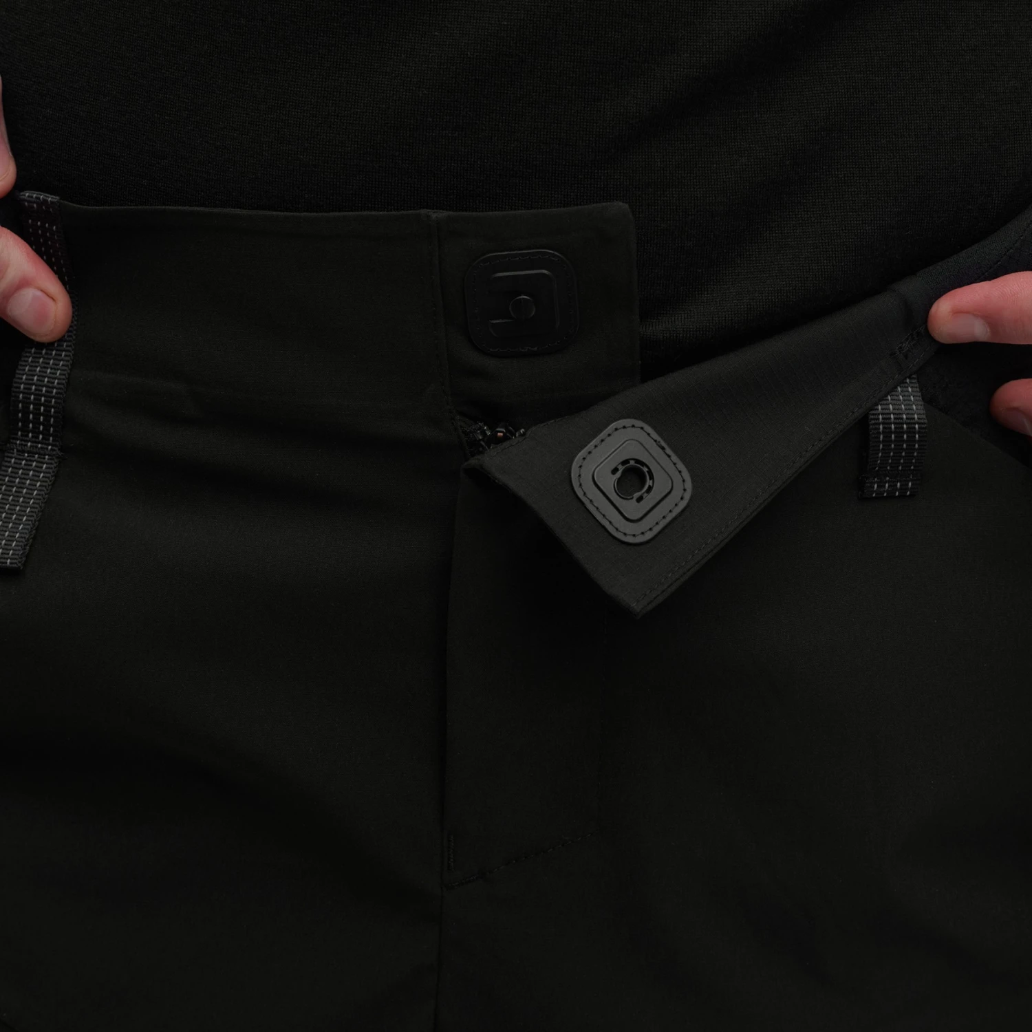 On Running On Explorer Shorts - Black 8 On Running On Explorer Shorts - Black - Image 8