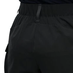On Running On Explorer Shorts Women - Black -On Running Shop on running explorer shorts women black 5 1278572
