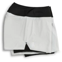 On Running Shorts Women - Glacier & Black