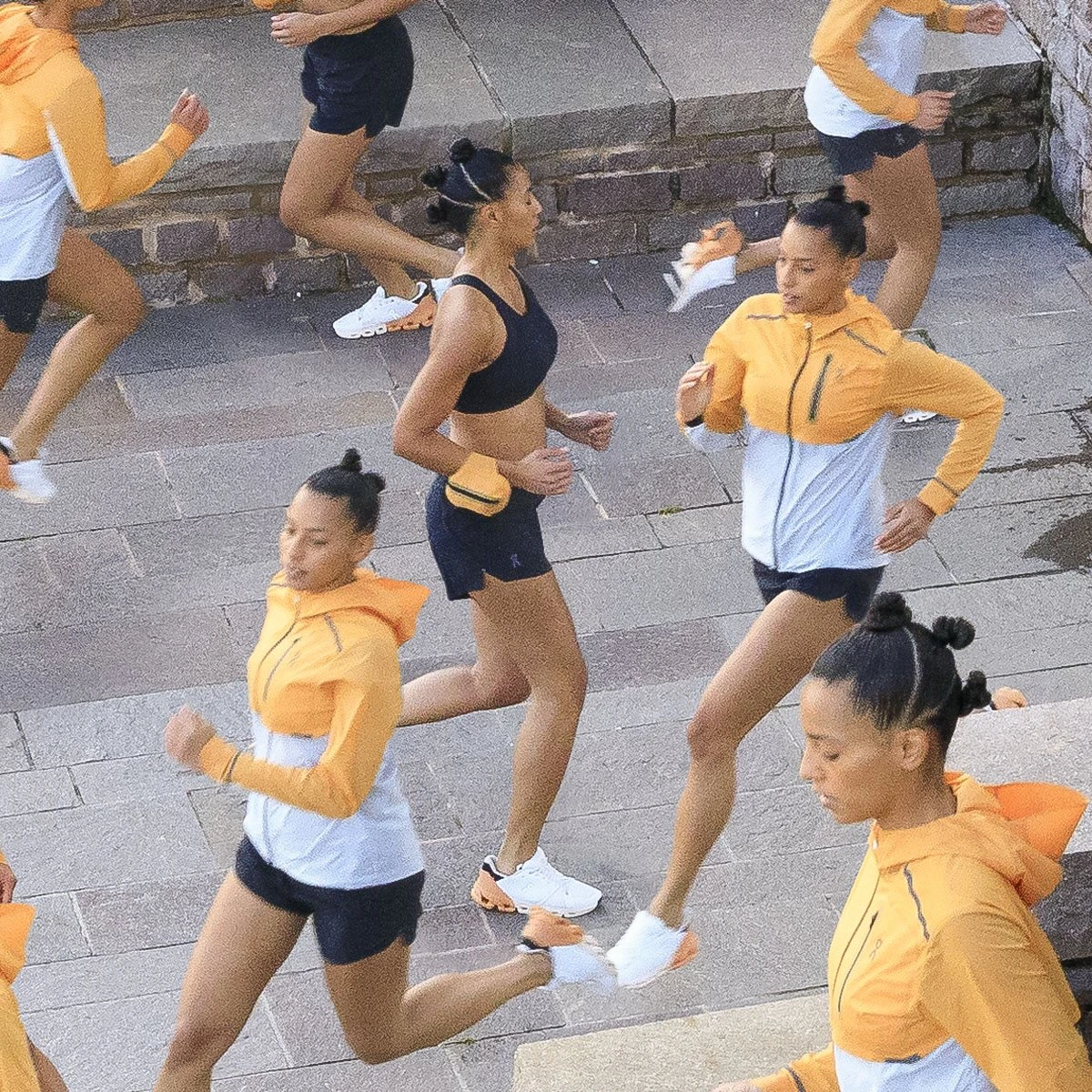 On Running On 5 Inch Running Shorts Women - Black 10 On Running On 5 Inch Running Shorts Women - Black - Image 10