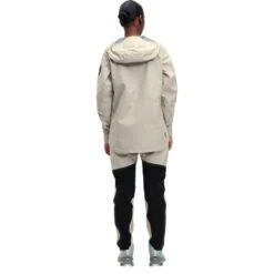 On Running On Storm Jacket Women - Pearl 12 On Running On Storm Jacket Women - Pearl -On Running Shop on storm jacket women pearl 5 1301279