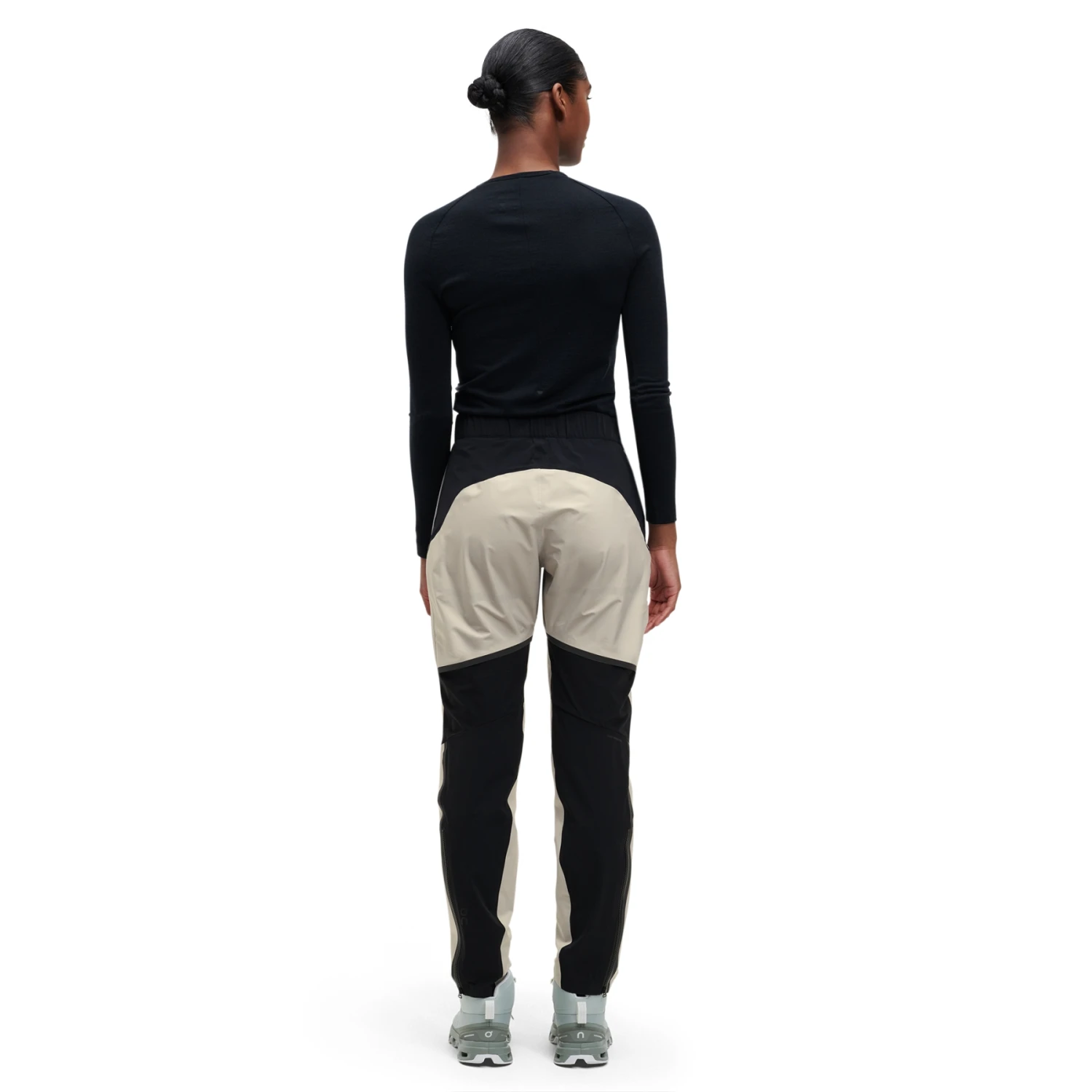 On Running On Storm Pants Women - Pearl & Black 4 On Running On Storm Pants Women - Pearl & Black - Image 4