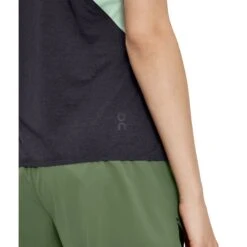 On Running On Tank-T Women Running Shirt - Creek & Black 10 On Running On Tank-T Women Running Shirt - Creek & Black -On Running Shop on tank t women running shirt creek black 4 1427924