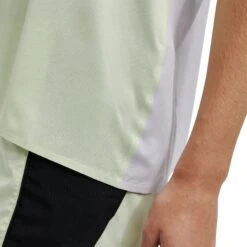 On Running On Tank-T Women Running Shirt - Meadow & Glacier -On Running Shop on tank t women running shirt meadow glacier 7 1153743