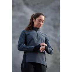 On Running On Trail Breaker Women Long Sleeve Running Shirt - Dark & Black 19 On Running On Trail Breaker Women Long Sleeve Running Shirt - Dark & Black -On Running Shop on trail breaker women long sleeve running shirt dark black 9 949089