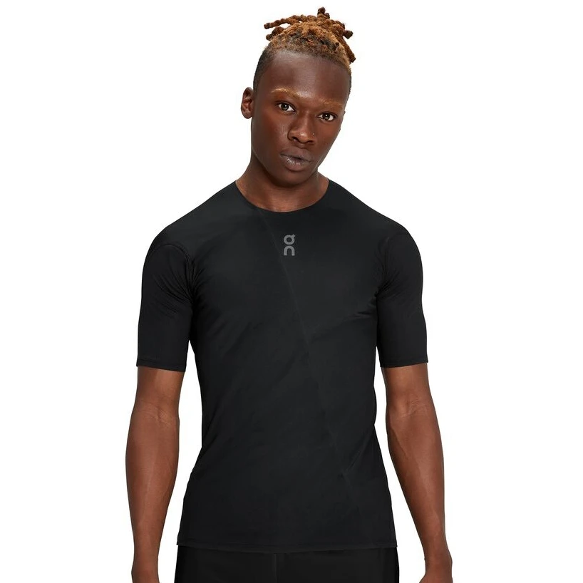 On Running On Ultra-T Running Shirt Men - Black 1 On Running On Ultra-T Running Shirt Men - Black