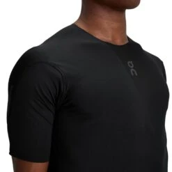 On Running On Ultra-T Running Shirt Men - Black 11 On Running On Ultra-T Running Shirt Men - Black -On Running Shop on ultra t running shirt men black 5 1516045