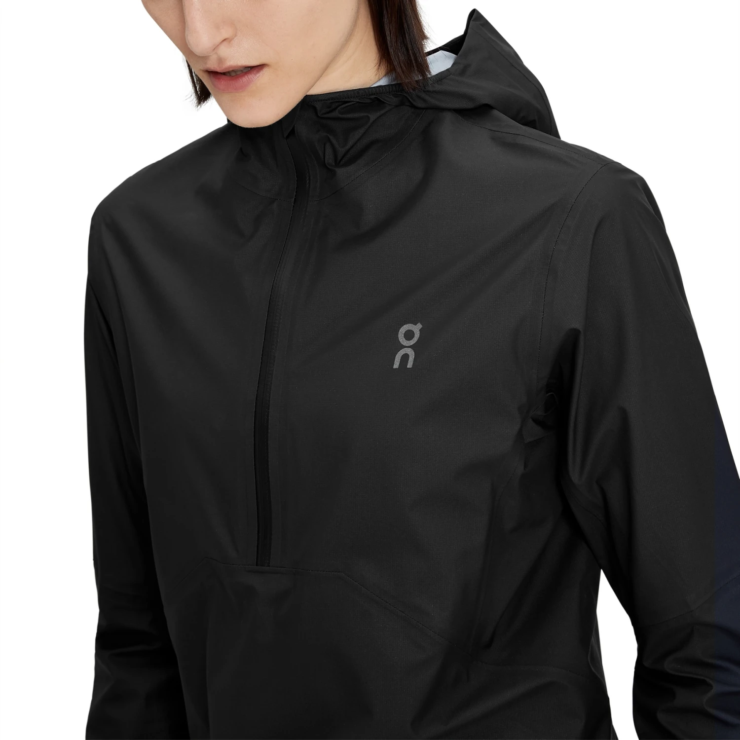 On Running On Waterproof Anorak Women - Black 4 On Running On Waterproof Anorak Women - Black - Image 4