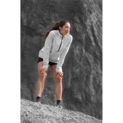 On Running On Waterproof Anorak Women - White 25 On Running On Waterproof Anorak Women - White -On Running Shop on waterproof anorak women white 13 949127