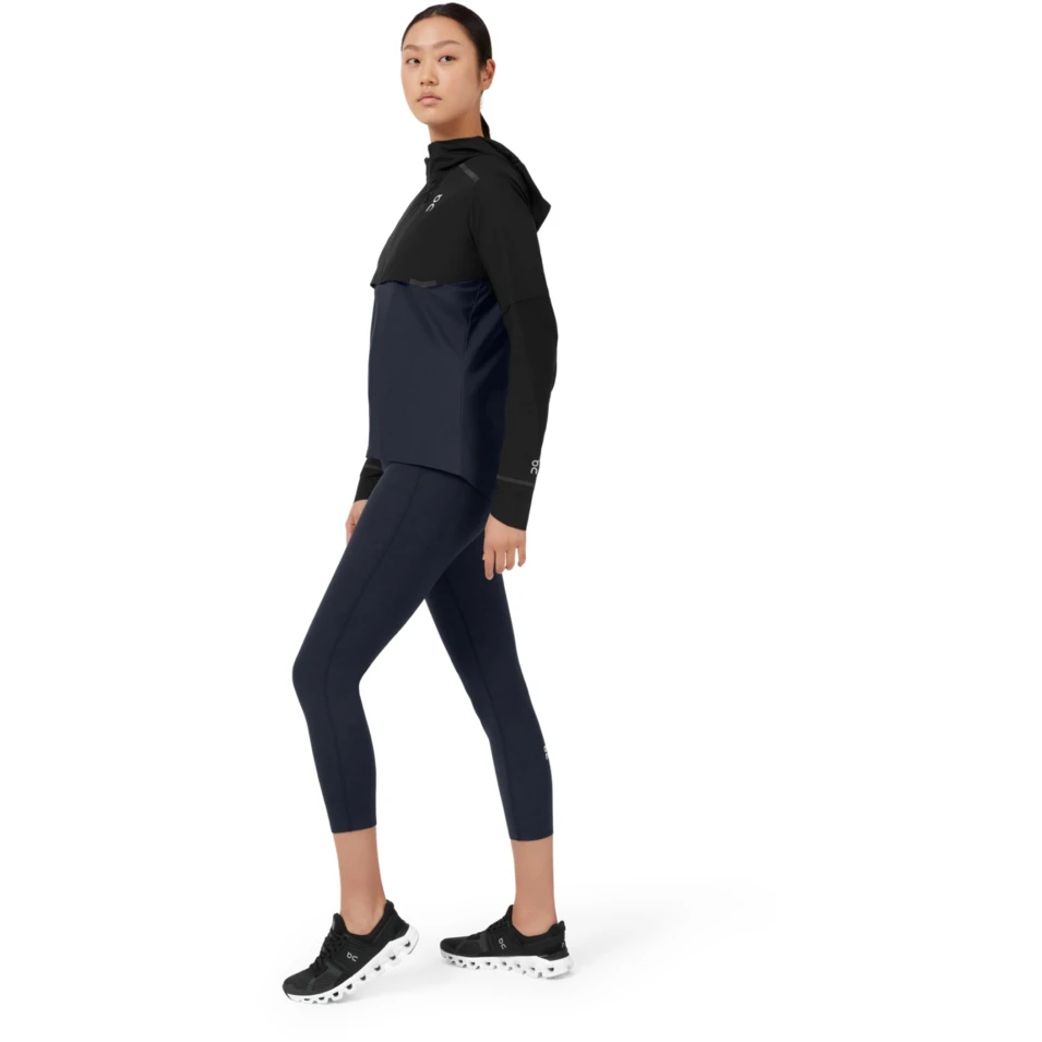 On Running On Weather Jacket Women - Black & Navy 2 On Running On Weather Jacket Women - Black & Navy - Image 2