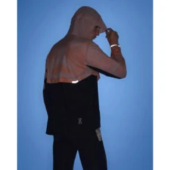 On Running On Weather Jacket Lumos - Woodrose & Black 10 On Running On Weather Jacket Lumos - Woodrose & Black -On Running Shop on weather lumos laufjacke woodrose 3 1558292