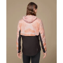 On Running On Weather Jacket Lumos - Woodrose & Black 9 On Running On Weather Jacket Lumos - Woodrose & Black -On Running Shop on weather lumos laufjacke woodrose 4 1558293