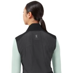 On Running On Weather Vest Women - Black 11 On Running On Weather Vest Women - Black -On Running Shop on weather vest women black 6 949080